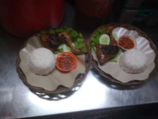 Ayam Bakar Gandul 10