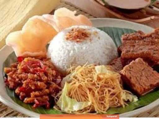 Nasi Uduk Betawi, Ibu Asiah 1