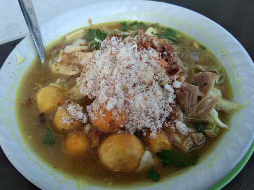 Soto Segar Klaten & Ayam Gebug Kak Ika 4