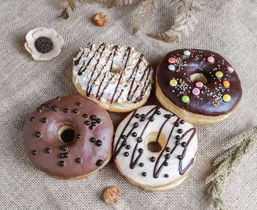 El Donuts 6