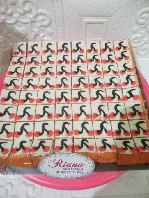 Riana Cake & Cookies 4