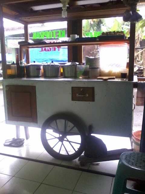 Warung Ketoprak Khas Tegal 3