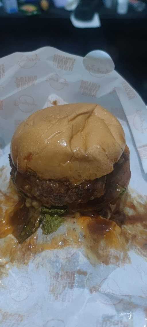 Burgerax Laladon Bogor 8