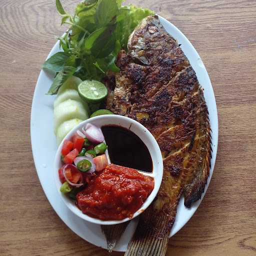 Ikan Bakar Segar 99 6