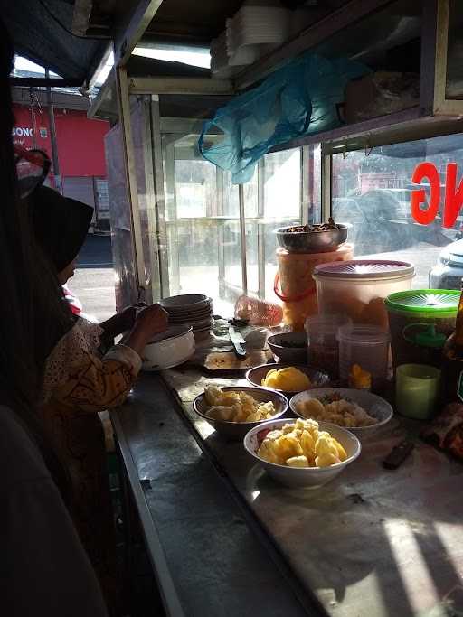 Bubur Ayam Pertigaan Cibodas 2