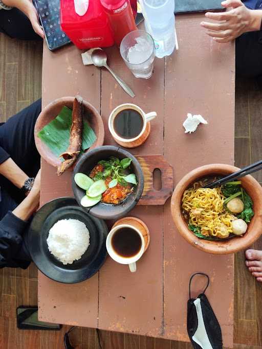 Mie Ayam Coet Teh Yuyun 10