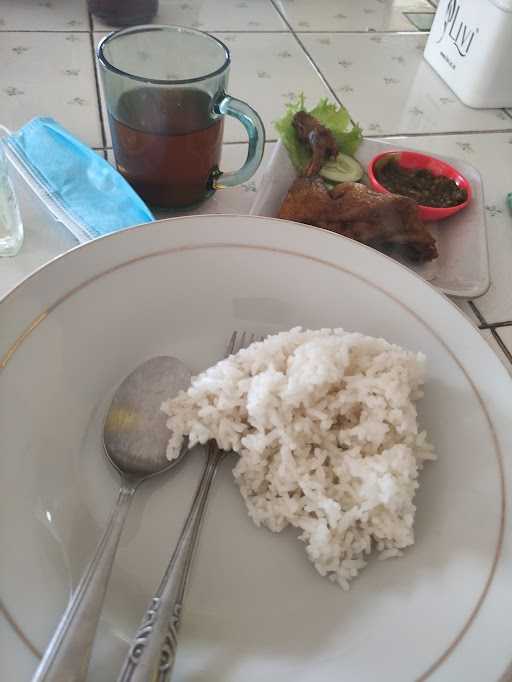 Rumah Makan Bakul Sunda 2