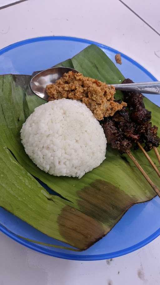 Warung Sate Maranggi Pertigaan 7