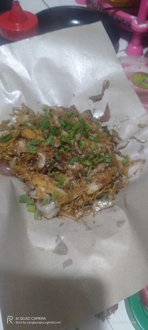 Mie Goreng Teh Yuli 1