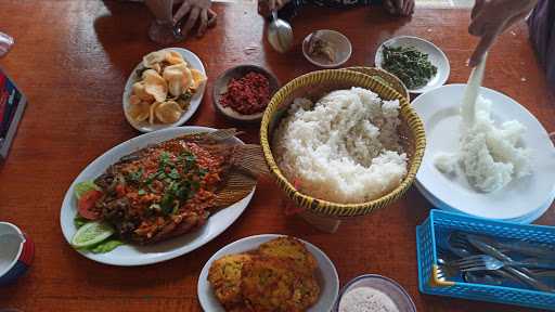 Rumah Makan Pulen 2 Cibogo Citatah 7