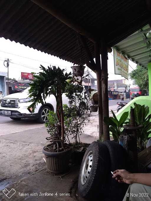 Warung Sinta 4