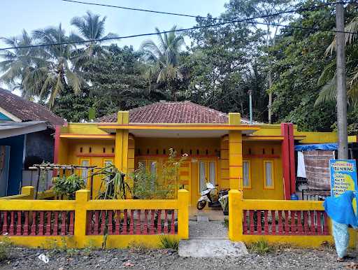 Warung Nasi Ibu Nining. Sindangkerta 4