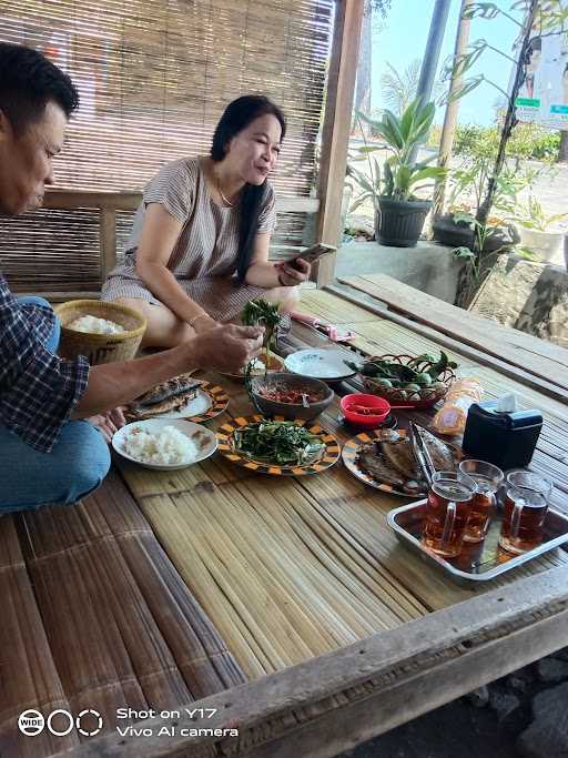 Warung Nasi Mah Tegar 3