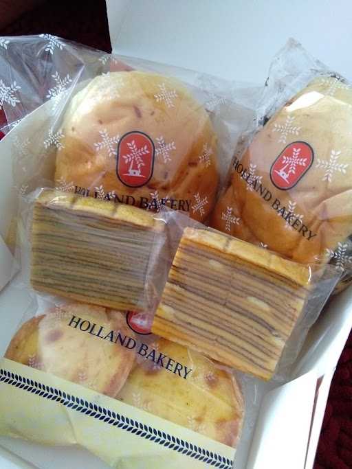 Holland Bakery - Bina Marga 5