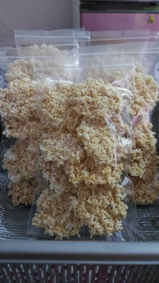 Home Industri Reginang Kue Pie Susu Dan Peyek Kacang 3