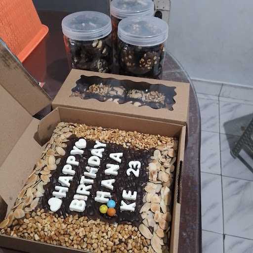 Kaka Brownies Cake N Donut 10