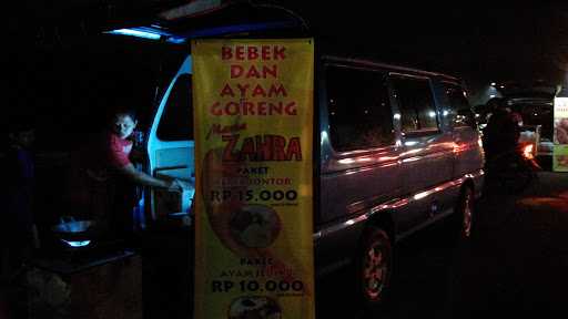 Bebek Dan Ayam Goreng Mama Zahra 7