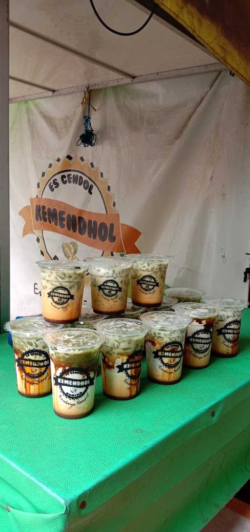 Es Cendol Durian Kemendhol Cilangkap 9