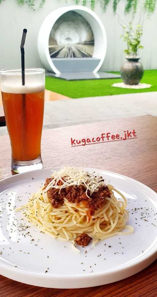 Kuga Coffee & Eatery 6