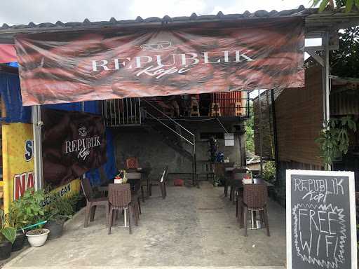 Republik Kopi 1