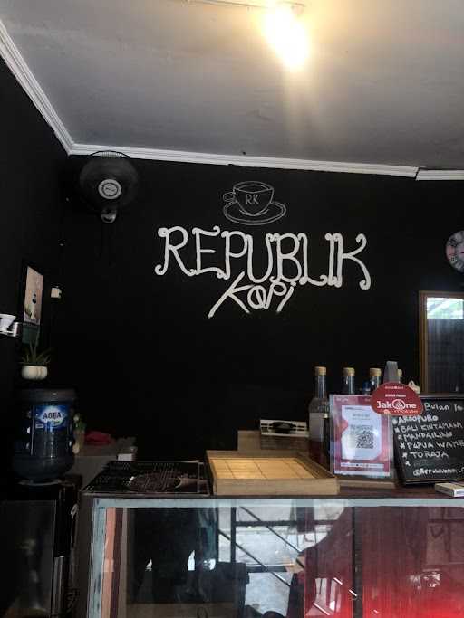 Republik Kopi 8