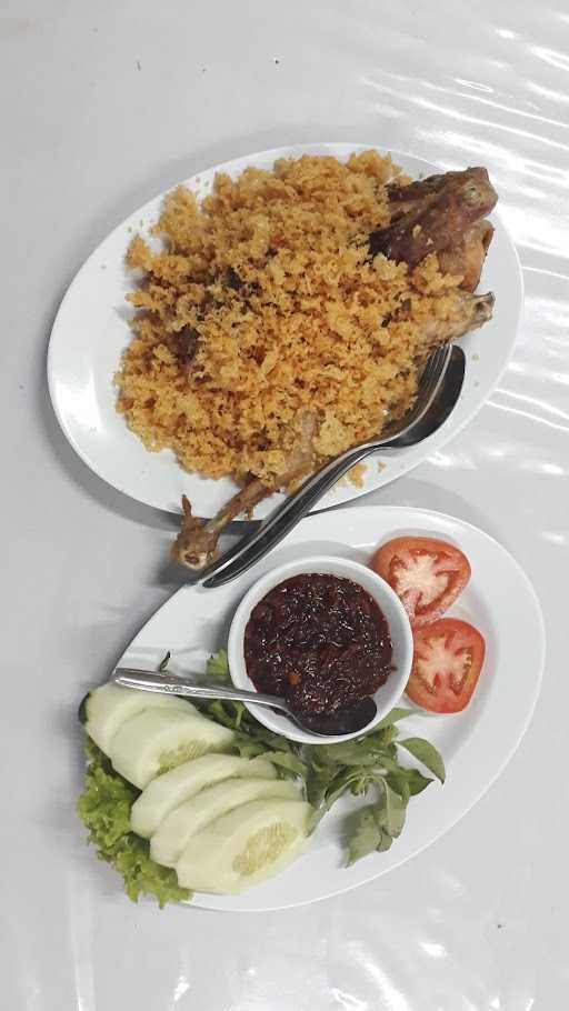 Ayam Goreng Mbok Berek Ny. Subekti 3