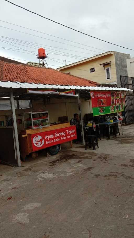 Ayam Goreng Tepian Lubang Buaya 4