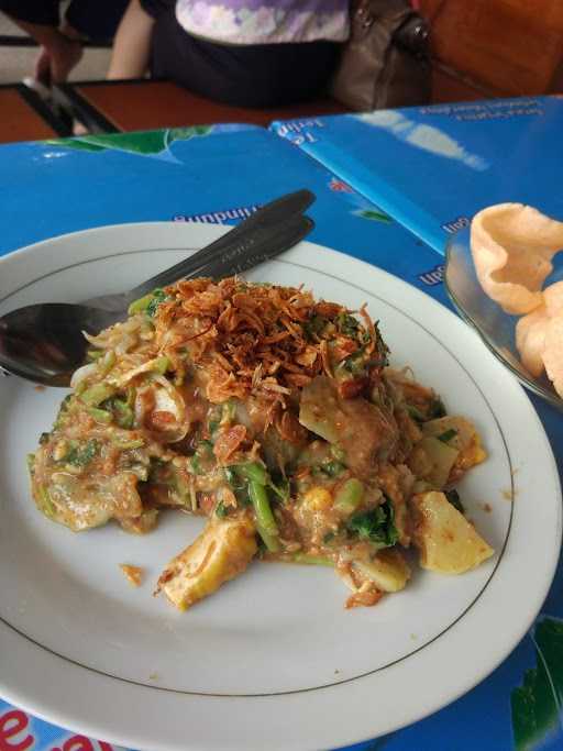 Gado-Gado Sekolah Korea 4