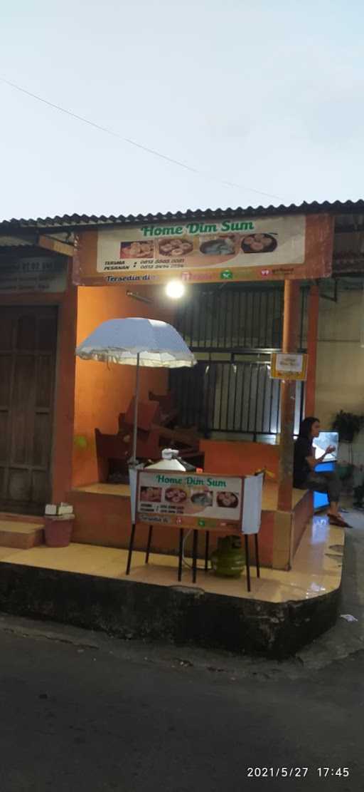 Home Dimsum, Dipo Kereta Api, Depok 1