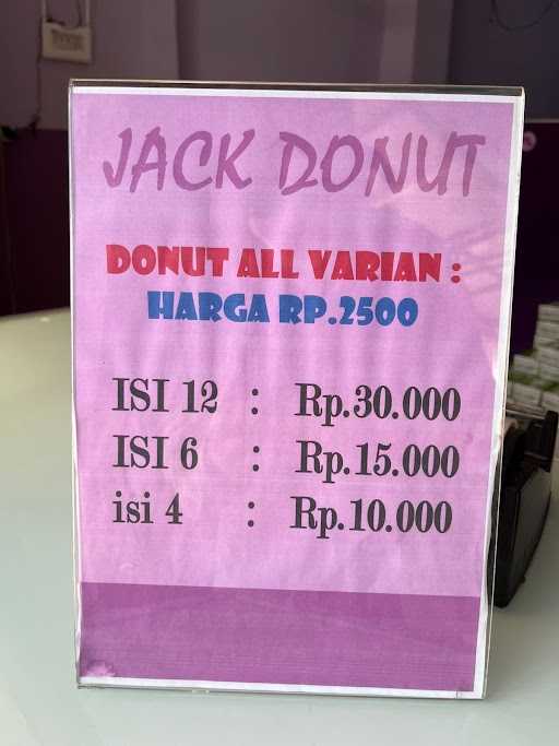 Jack Donut Lubang Buaya 6