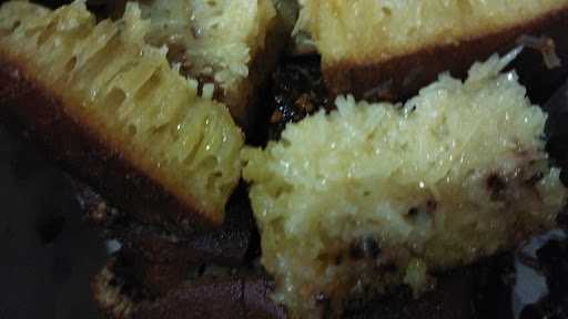 Martabak Manis Alul Bangka 8