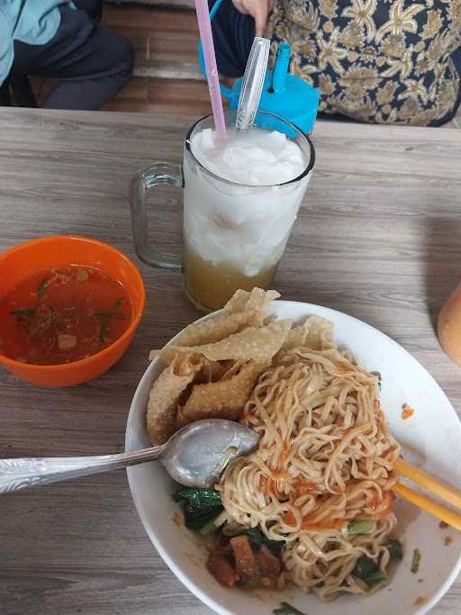 Mie Ayam Gembul 7