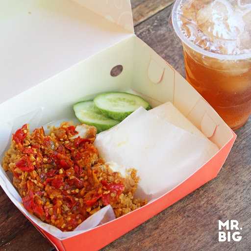 Mr Big Fried Chicken Bambu Wulung 8