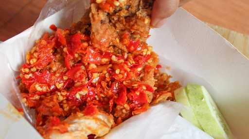 Mr Big Fried Chicken Rawa Binong 6
