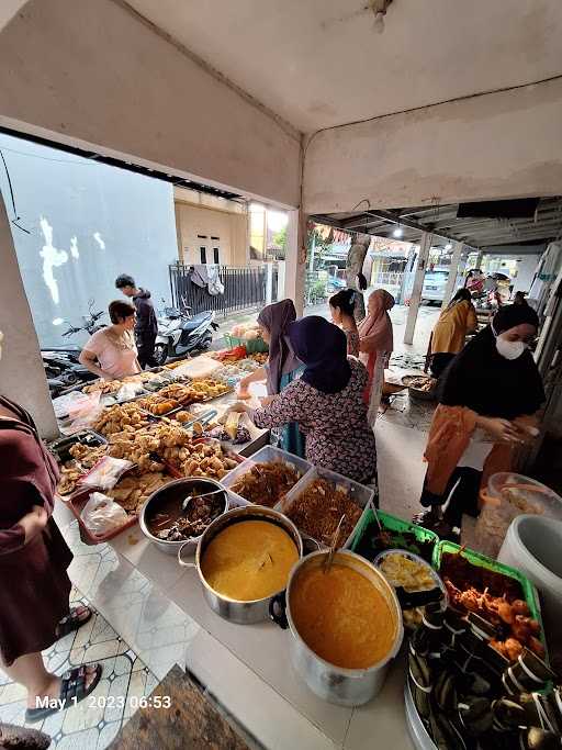 Nasi Uduk Mpok Sari 9