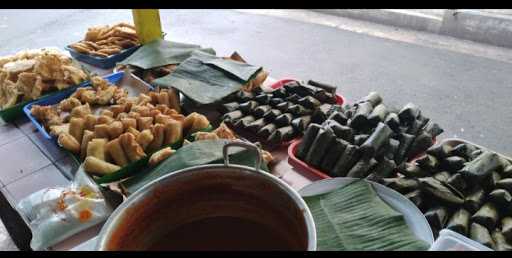 Nasi Uduk Mpok Sari 2