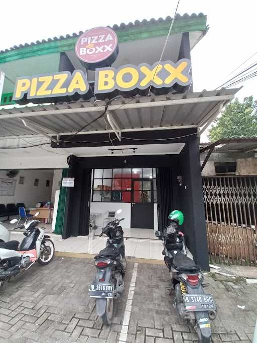 Pizza Boxx 8