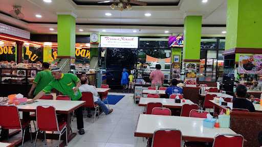 Rumah Makan Pondok Baru Ratu Jaya 8