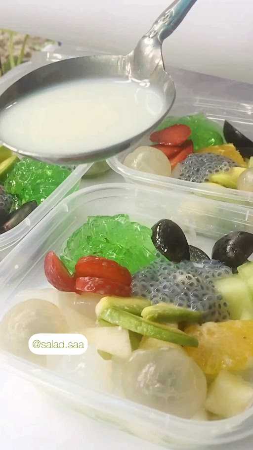 Salad Buah Lubang Buaya @Salad.Saa 10