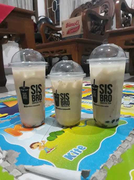 Sis Bro Boba & Cheese Thai Tea 1