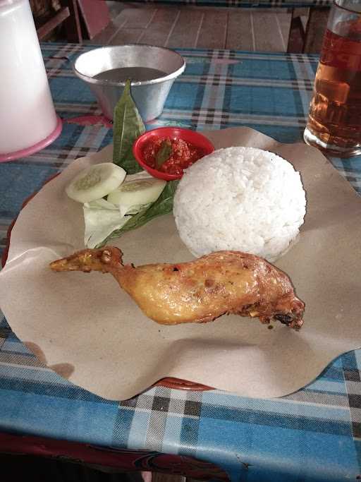 Warung Sop Dan Soto Bu Nila 1