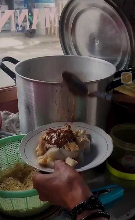 Kupat Tahu Manna Salwa 1