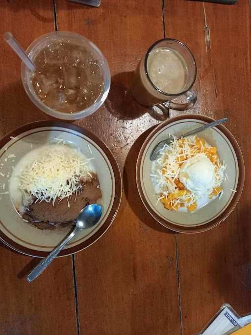 Warung Ketan Susu Wks 4