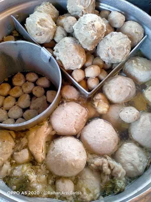 Mie Bakso Raihan Rel Ka 7