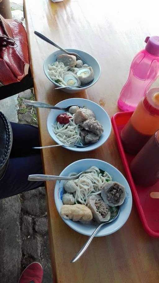 Mie Bakso Raihan Rel Ka 2