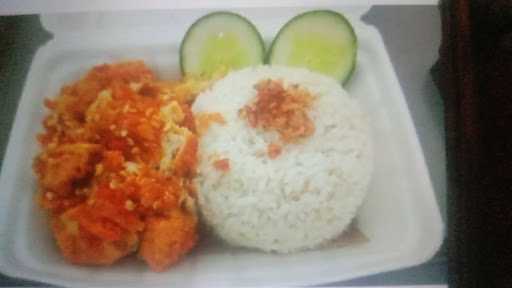 Ayam Geprek Mamah Naura 1