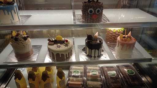 Olive Bakery & Cake 2