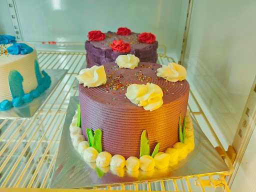 Yuni Cake 10