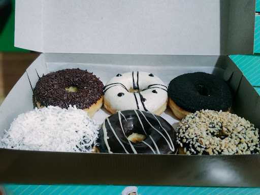 Tito Donuts 6