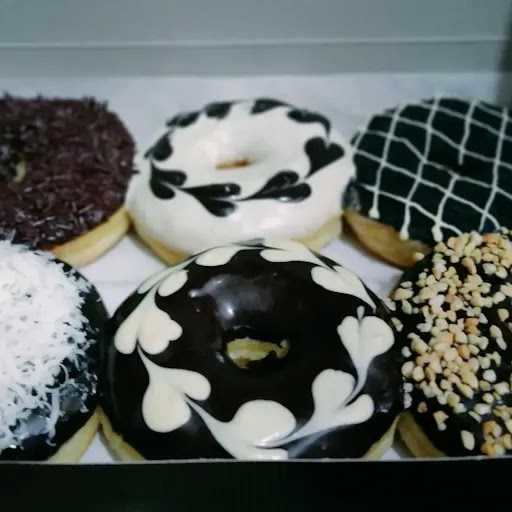 Tito Donuts 3